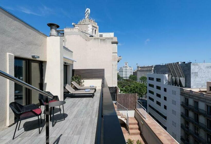 Полулюкс, Catalonia Plaza Catalunya