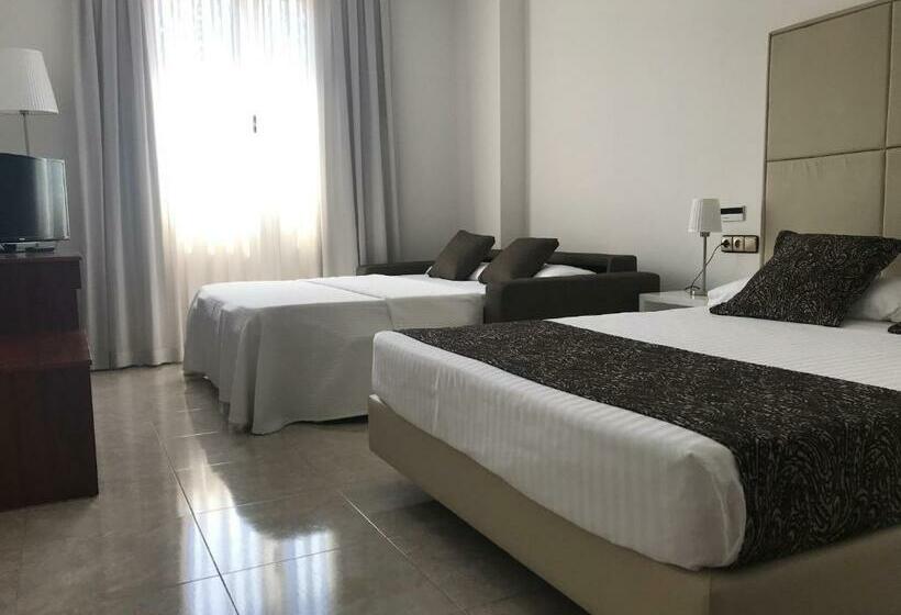 اتاق خانوادگی, Checkin Valencia Ciscar