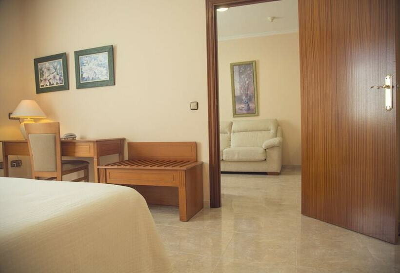 Полулюкс, Checkin Valencia Ciscar