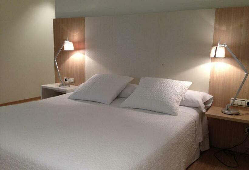 Номер Deluxe с Гидромассажем, Checkin Valencia Ciscar