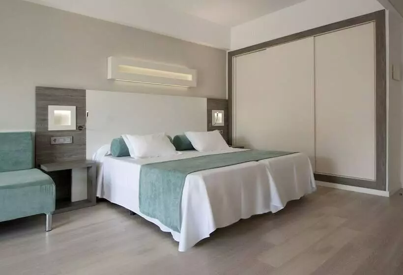 Habitació Estàndard amb Balconada, Fergus Bermudas