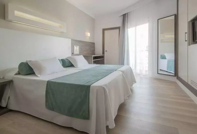Habitació Estàndard amb Balconada, Fergus Bermudas