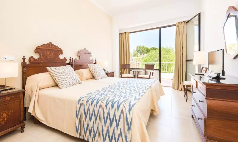 Habitació Estàndard, Gaya