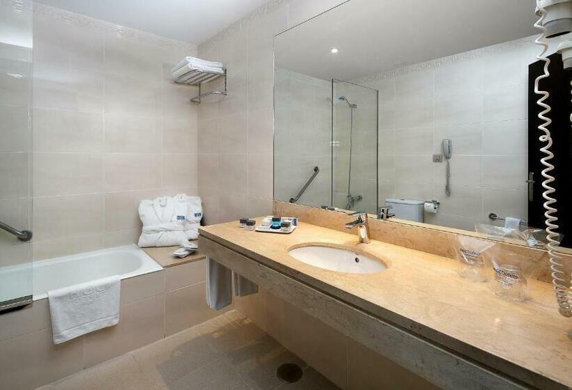 اتاق استاندارد, Hcc Regente