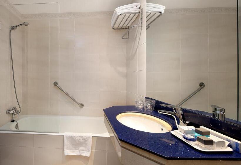 اتاق استاندارد, Hcc Regente