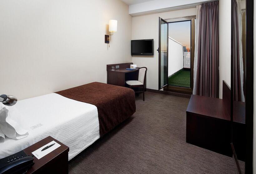 اتاق استاندارد, Hcc Regente