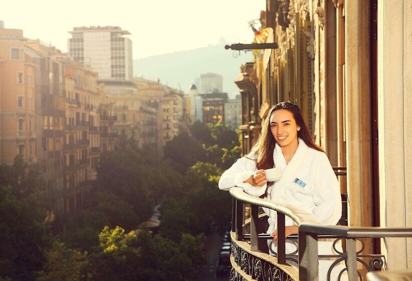 اتاق استاندارد, Hcc Regente