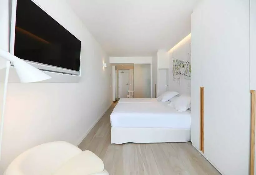 اتاق استاندارد با چشم‌انداز دریا, Iberostar Waves Bahía de Palma - Adults Only