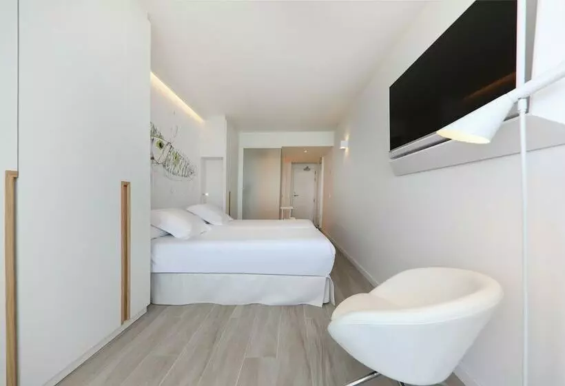 اتاق استاندارد با چشم‌انداز دریا, Iberostar Waves Bahía de Palma - Adults Only
