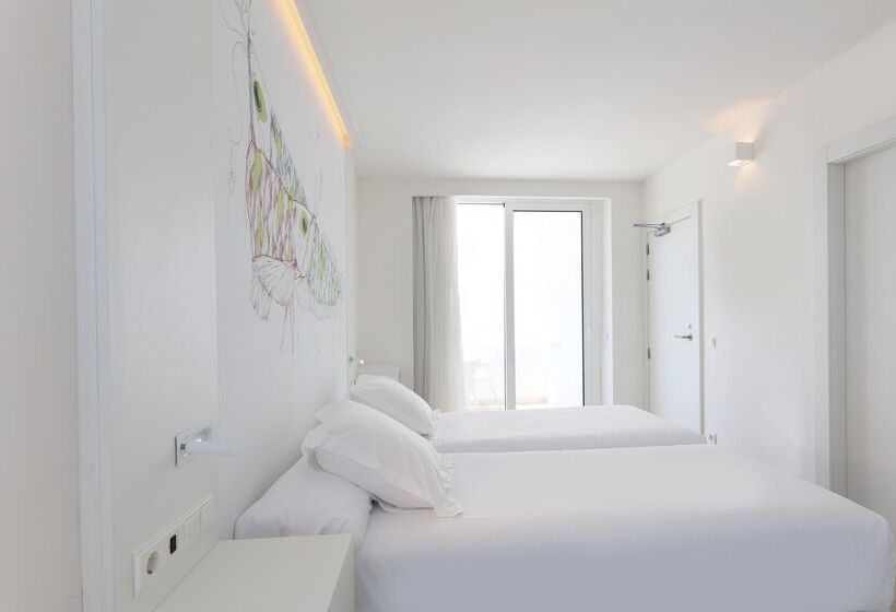 标准间侧面带海景, Iberostar Waves Bahía de Palma - Adults Only