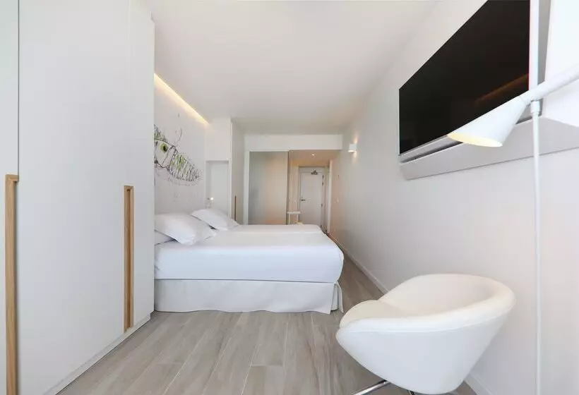 اتاق استاندارد با چشم‌انداز دریا, Iberostar Waves Bahía de Palma - Adults Only
