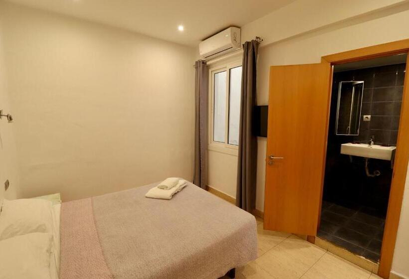 スタンダードルーム, Ibiza