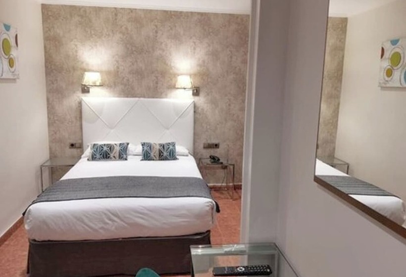 Номер Стандарт Трехместный, Lloret Ramblas