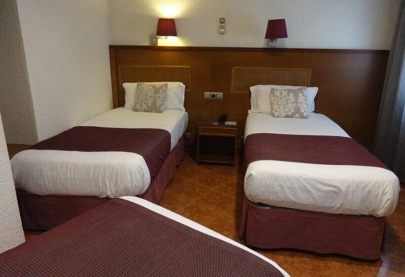 Номер Стандарт Трехместный, Lloret Ramblas