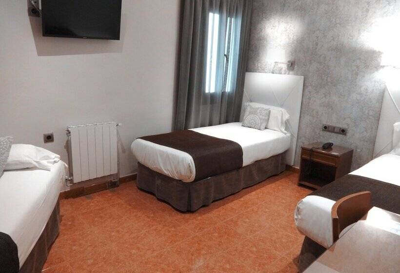 Номер Стандарт Трехместный, Lloret Ramblas