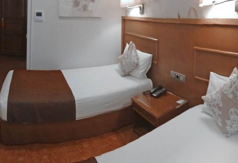 Номер Стандарт, Lloret Ramblas