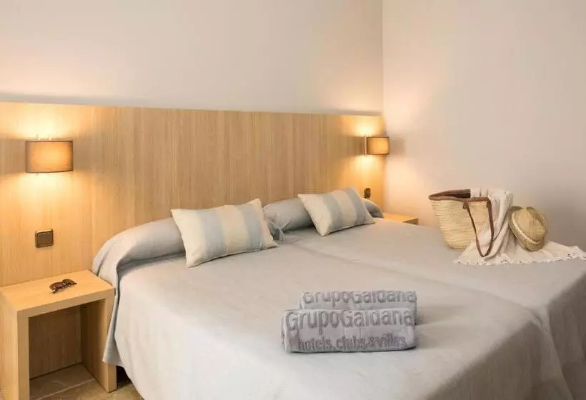 プレステージスイート, Minura Cala Galdana & Apartamentos D Aljandar