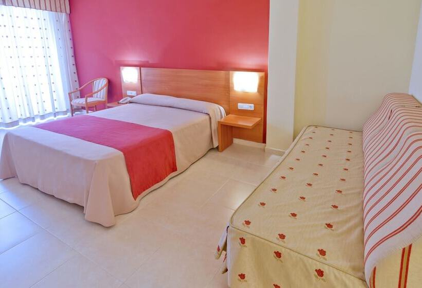 غرفة عائلية, Montemar Maritim