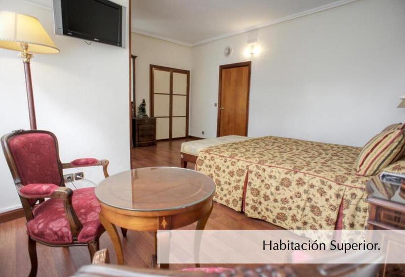 اتاق سوپریور, Montermoso