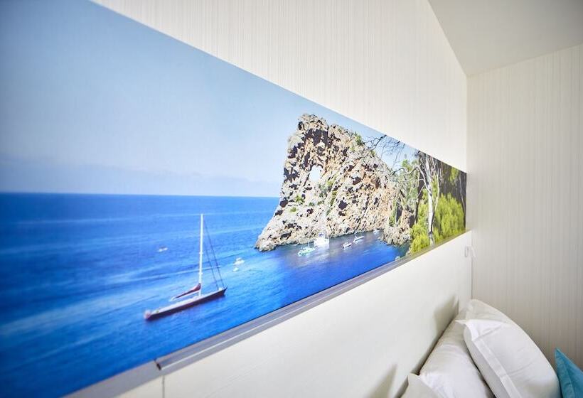 اتاق سوپریور با چشم‌انداز دریا, Negresco - Adults Only