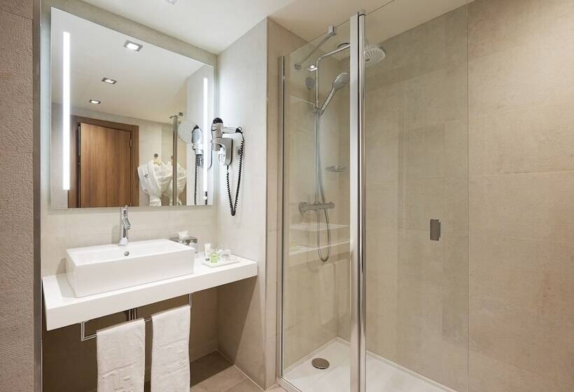 اتاق استاندارد یک نفره, NH Barcelona Les Corts