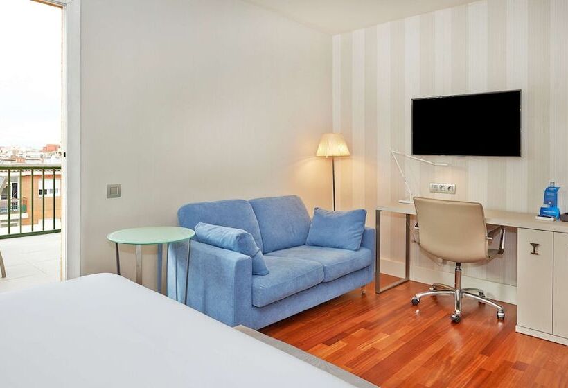 اتاق سوپریور با چشمانداز, NH Barcelona Les Corts