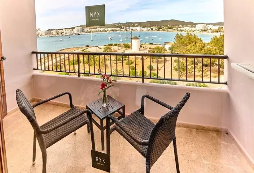 اتاق سه نفره سوپریور با چشمانداز دریا, NYX Ibiza - Adults Only