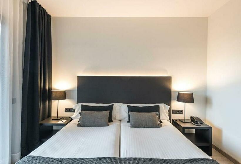 Номер Стандарт, Paseo De Gracia