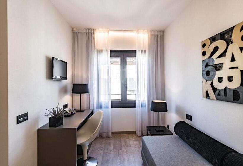 Семейный Номер Классика, Paseo De Gracia