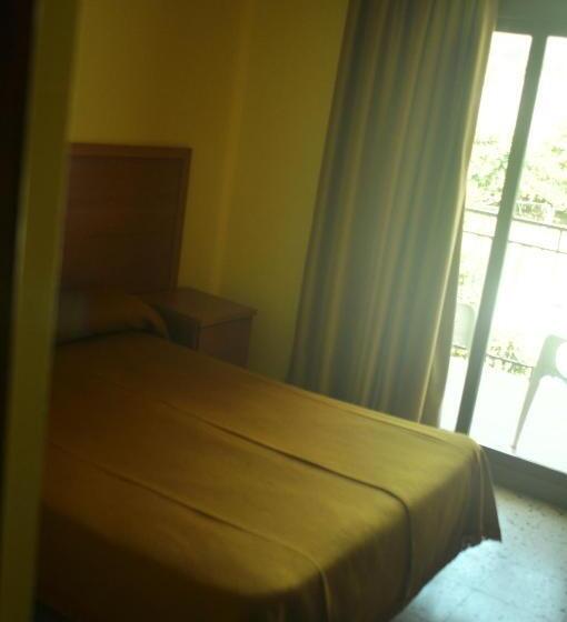 اتاق استاندارد یک نفره, Raco D'en Pepe