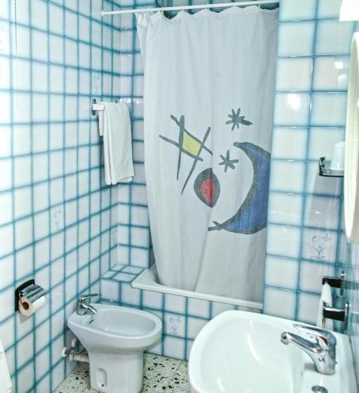 اتاق استاندارد یک نفره, Raco D'en Pepe