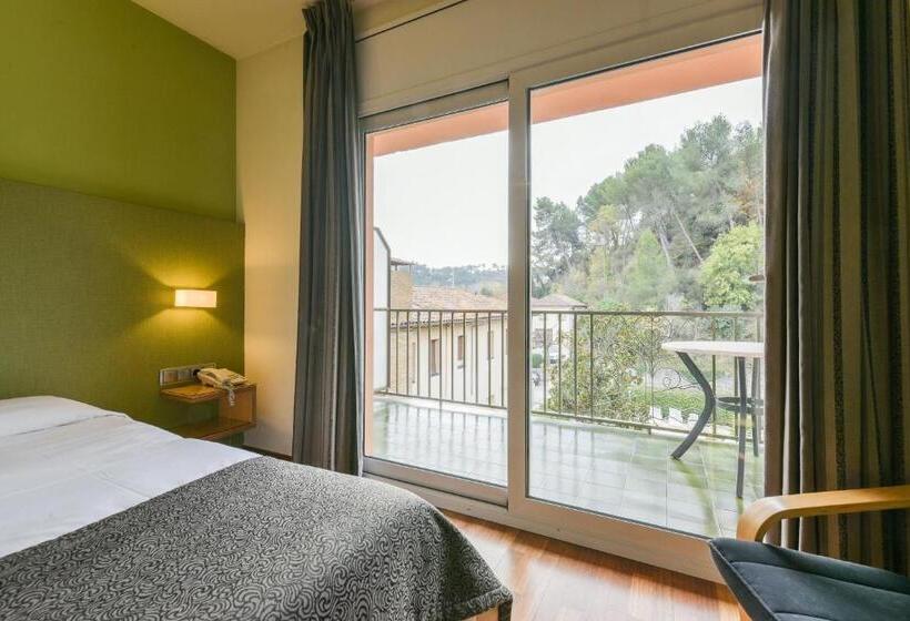 スタンダードルーム, Robert