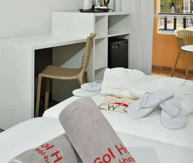 Номер Стандарт, Sol Falcó Menorca