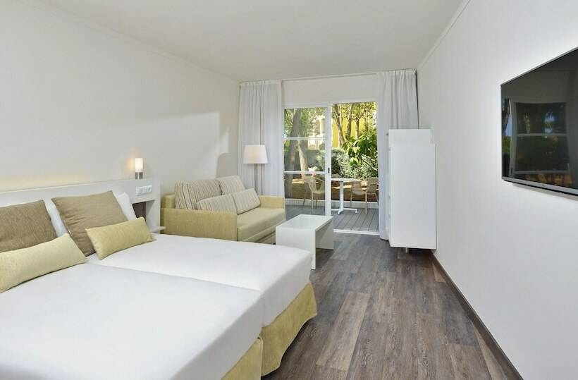 Номер Стандарт, Sol Falcó Menorca