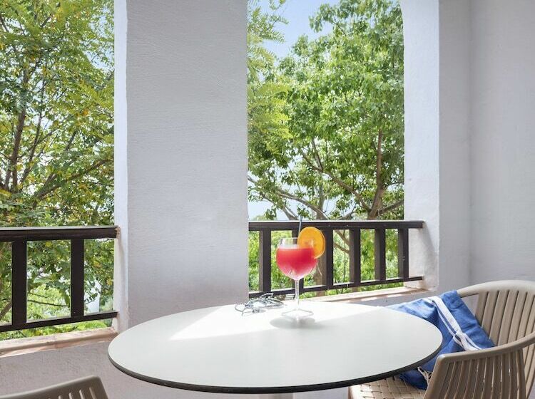 Номер Стандарт, Sol Falcó Menorca