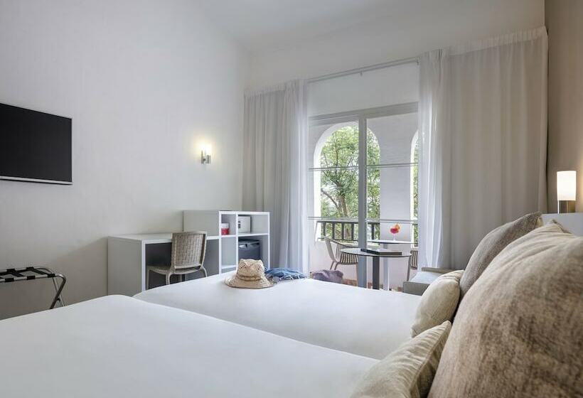 Номер Стандарт, Sol Falcó Menorca