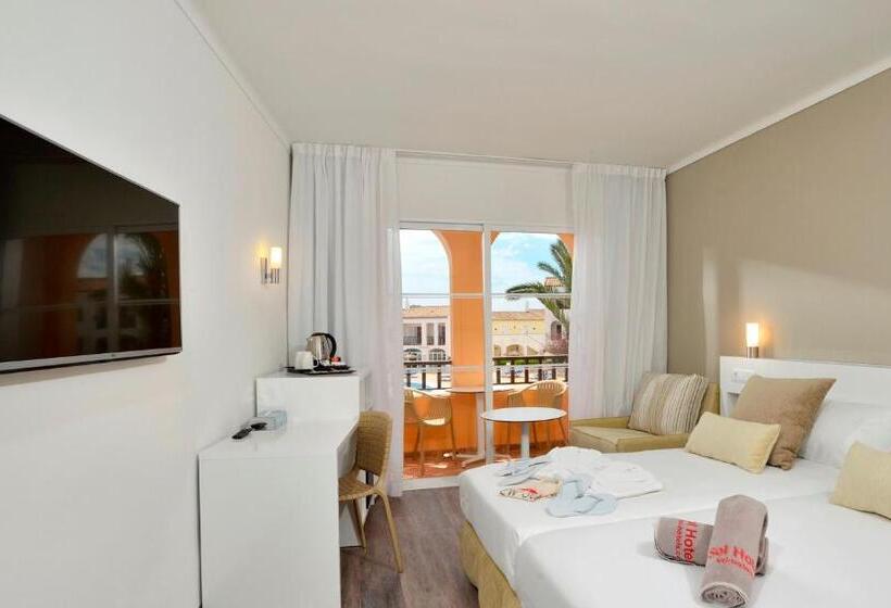 Номер Superior, Sol Falcó Menorca