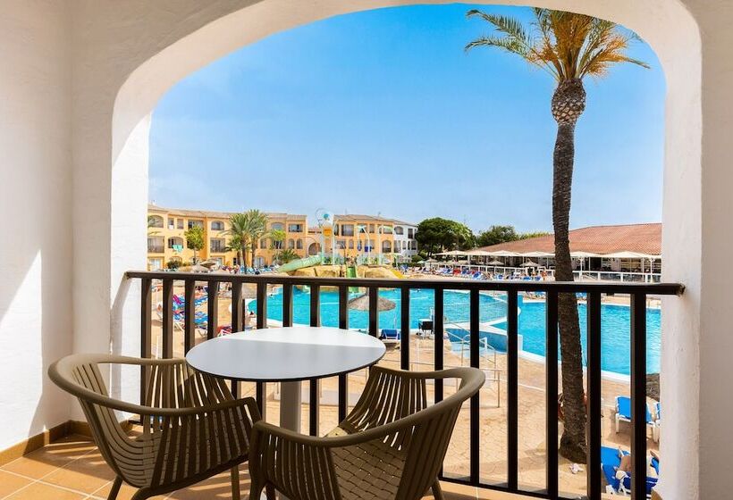 Номер Стандарт Вид на Бассейн, Sol Falcó Menorca