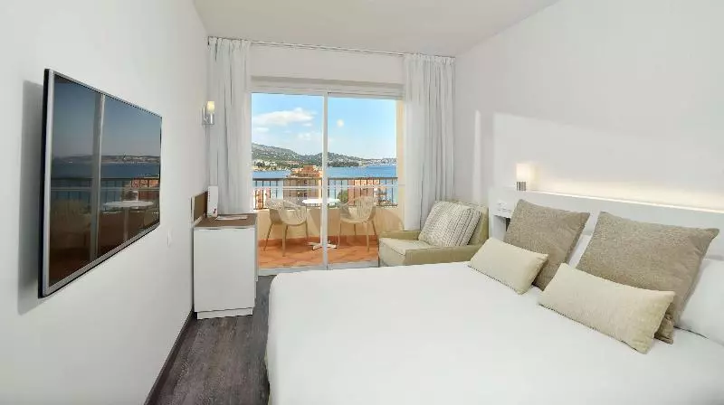 اتاق استاندارد با چشم‌انداز دریا, Sol Palmanova Mallorca