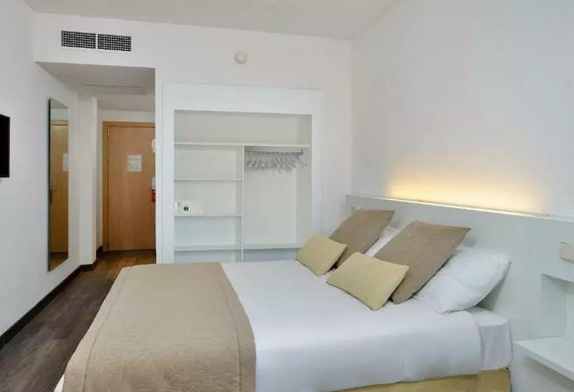 اتاق استاندارد با چشم‌انداز دریا, Sol Palmanova Mallorca
