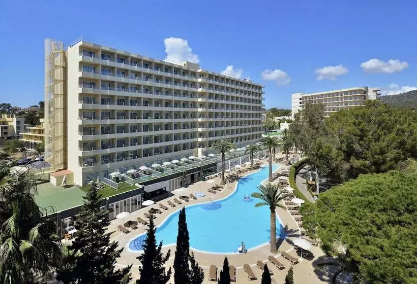 اتاق استاندارد سه تخته با چشم‌انداز استخر, Sol Palmanova Mallorca