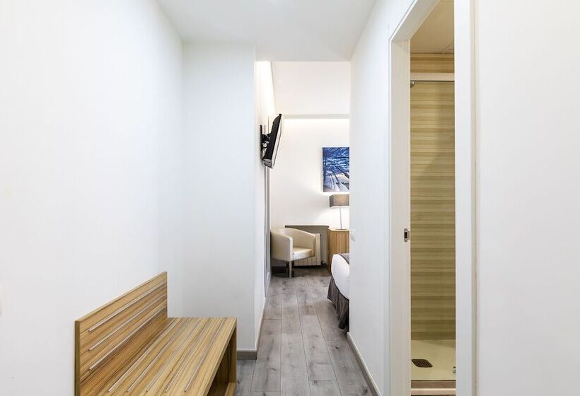 اتاق استاندارد یک نفره, Sweet Hotel Renasa