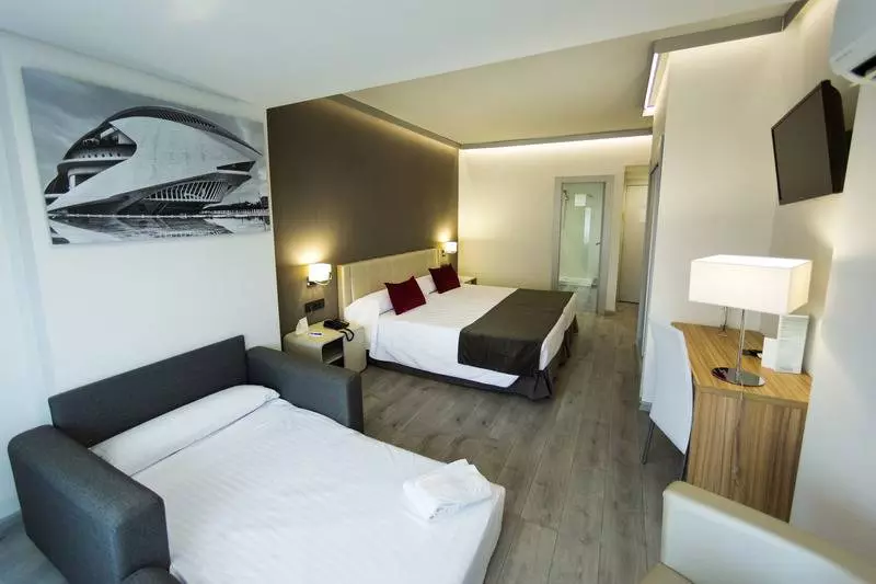 اتاق استاندارد سه نفره, Sweet Hotel Renasa