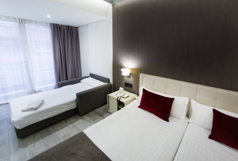 Номер Стандарт Трехместный, Sweet Hotel Renasa