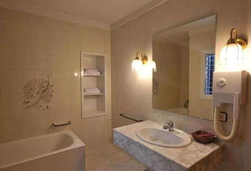 اتاق استاندارد, Tall De Conill