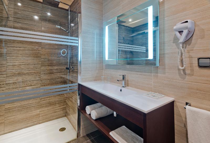 스탠다드 싱글 룸, Tropic Park