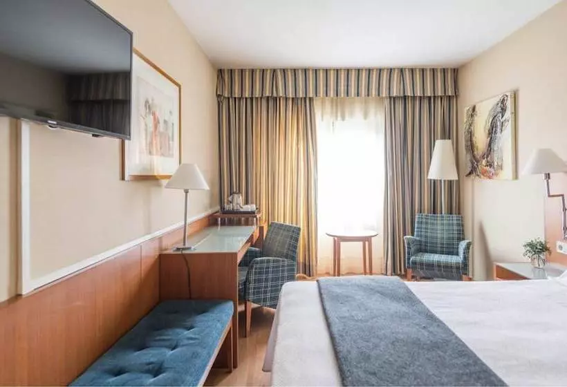 Chambre Standard, Up Rooms Vic