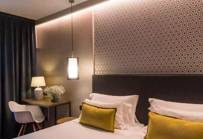 Chambre Standard, Up Rooms Vic