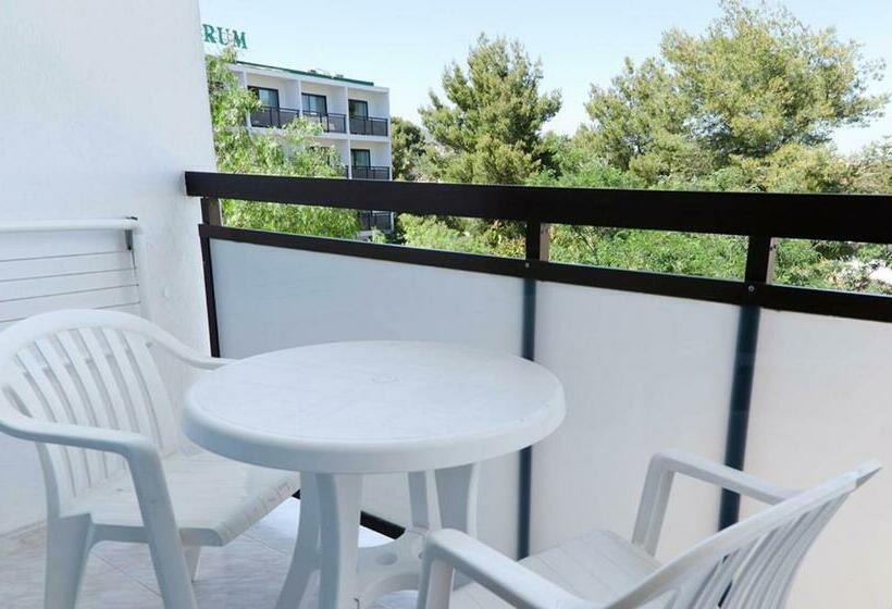 标准间, Vibra Mare Nostrum