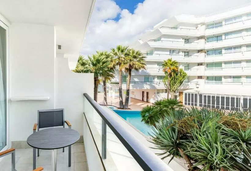 اتاق استاندارد با چشم‌انداز استخر, Viva Eden Lago